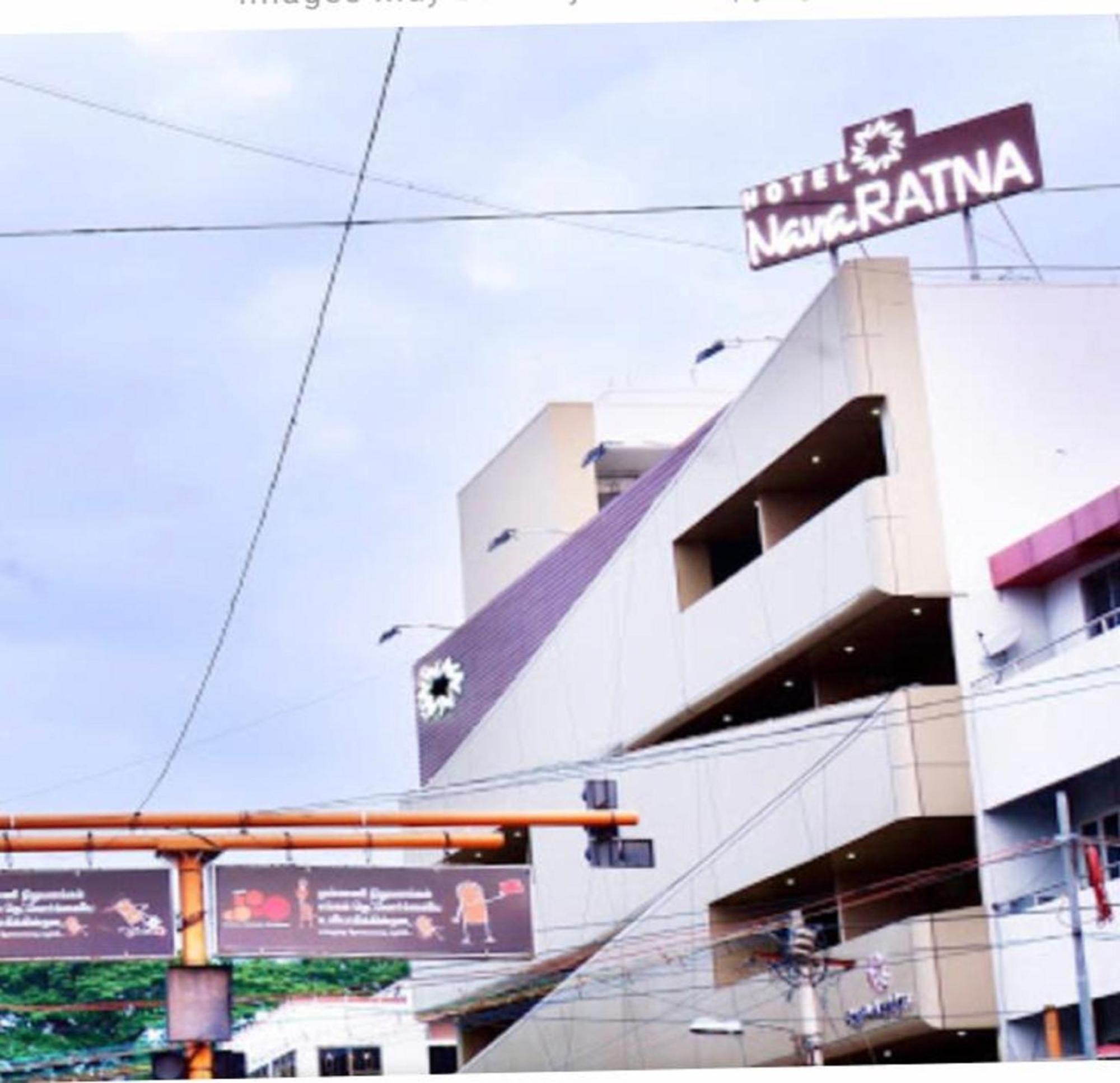 Navaratna Delight Kojambuttúr Kültér fotó